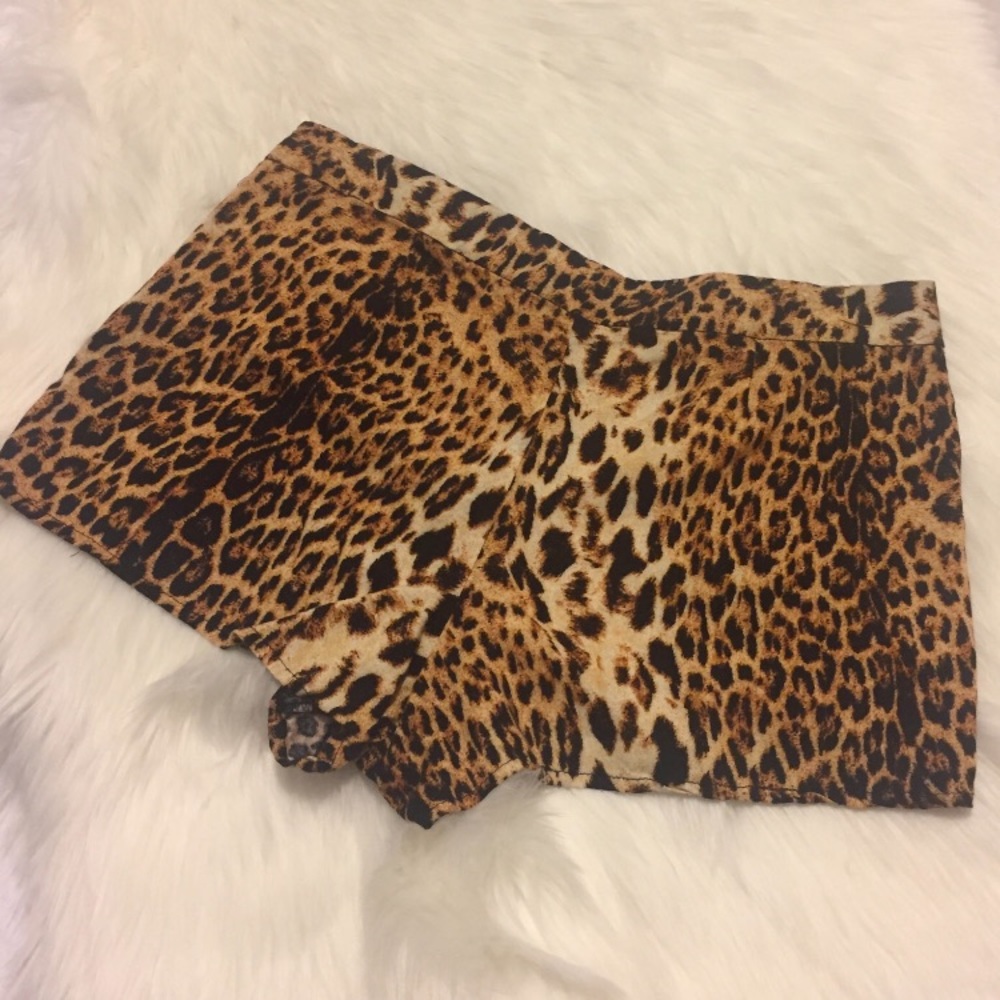 Forever21 Leopard shorts